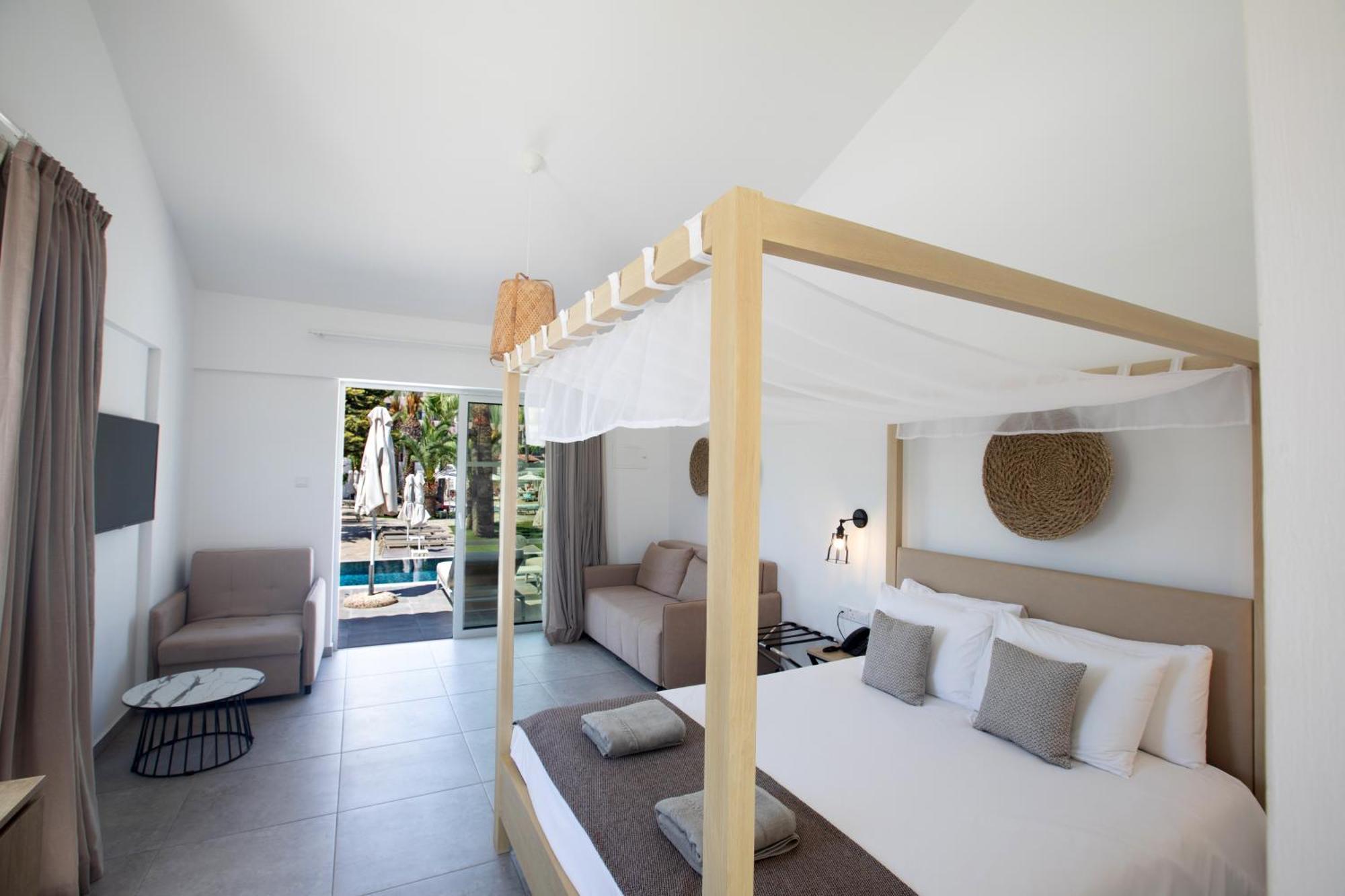 Bohemian Gardens Hotel Protaras Exterior foto